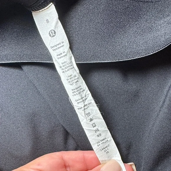 Lululemon Black Women's Skirt - Picture 2 of 6